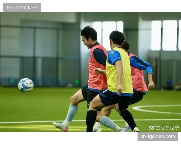 草根联赛教练抱怨：年轻球员只学“疯跑压迫”，忽视基本功训练