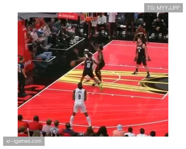 报道:季后赛球队加练“特殊情况”下的转换进攻,包括底线发球快速战术 报道:季后赛球队加练“特殊情况”下的转换进攻,包括底线发球快速战术